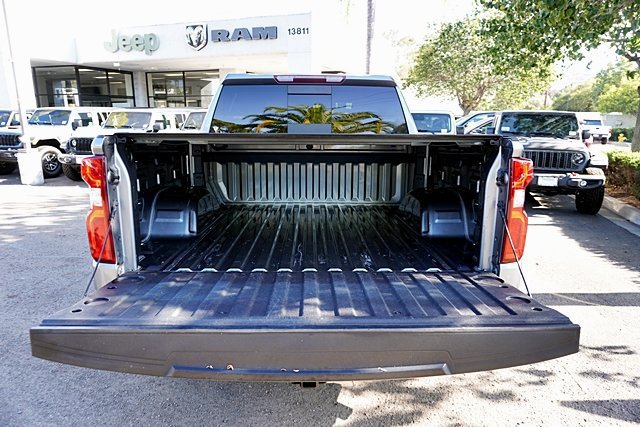Used 2021 Chevrolet Silverado 1500 RST w/ Convenience Package II RWD image 20