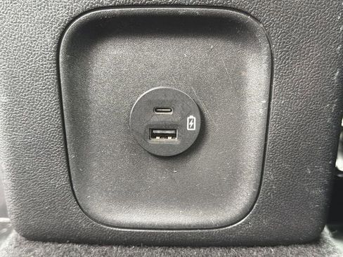 Used 2022 Ford Escape SE FWD image 26