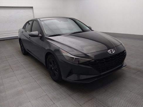 Used 2023 Hyundai Elantra Blue FWD image 13