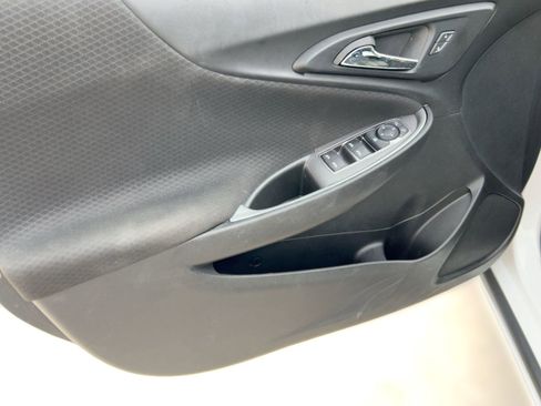 Certified 2024 Chevrolet Malibu LT image 12