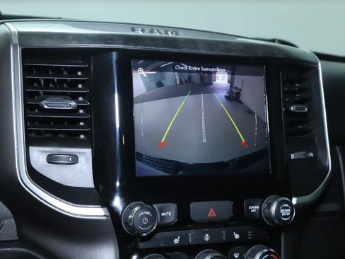 Used 2019 RAM 1500 Big Horn AWD/4WD image 30