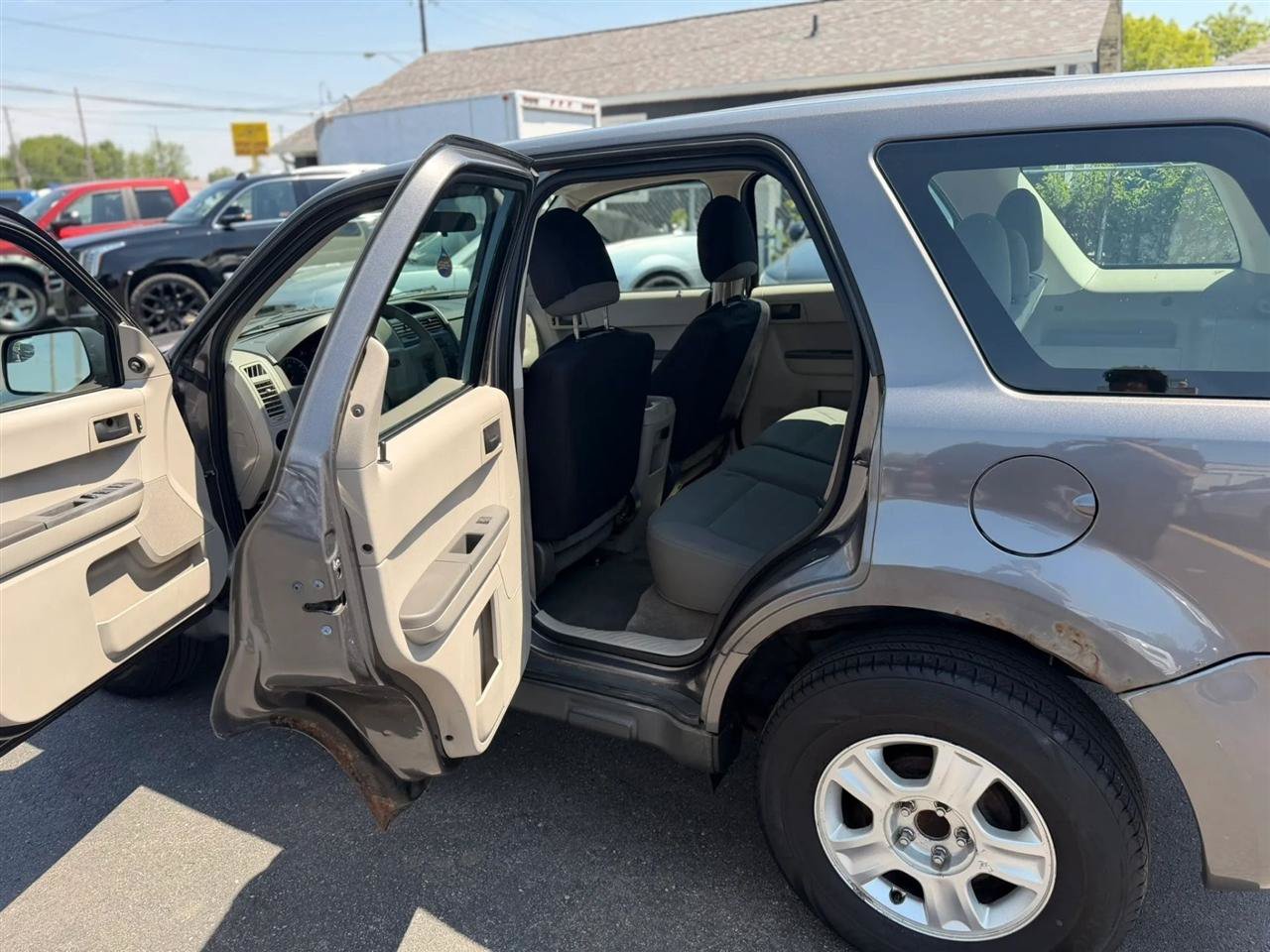 Used 2012 Ford Escape XLS FWD image 29