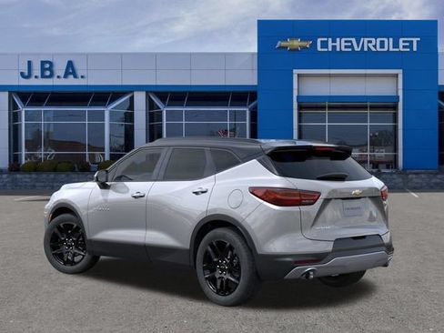 New 2026 Chevrolet Blazer LT w/ Convenience Package FWD image 3