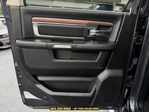 Used 2017 RAM 1500 Laramie w/ Convenience Group AWD/4WD image 28