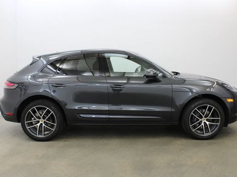 Used 2024 Porsche Macan AWD/4WD image 8