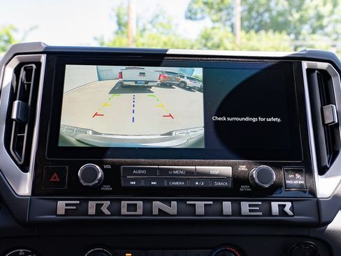 New 2026 Nissan Frontier SV w/ Tow Package AWD/4WD image 17