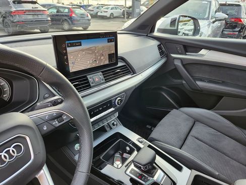 Used 2024 Audi Q5 e Prestige image 10