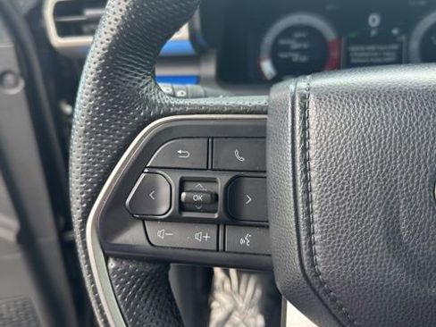 Used 2024 Toyota Tacoma TRD Off-Road image 29