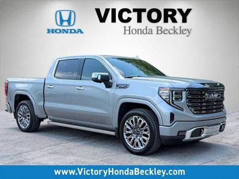 Used 2023 GMC Sierra 1500 Denali Ultimate AWD/4WD image 1