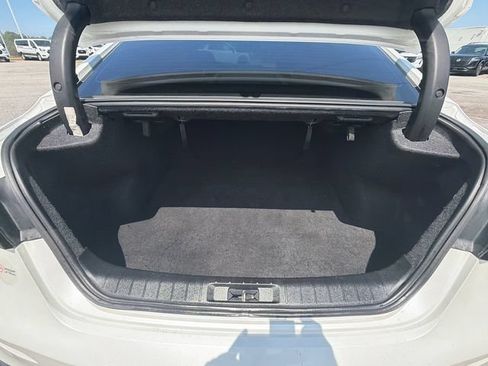 Used 2019 Nissan Maxima Platinum w/ Illumination Package FWD image 18