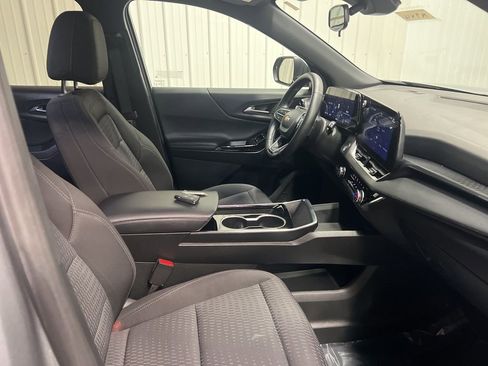 Certified 2025 Chevrolet Equinox LT image 10