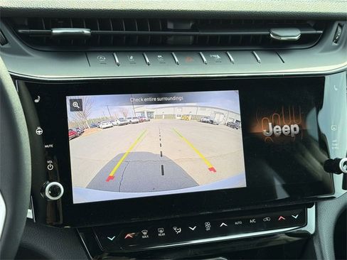 New 2026 Jeep Grand Cherokee Laredo image 24