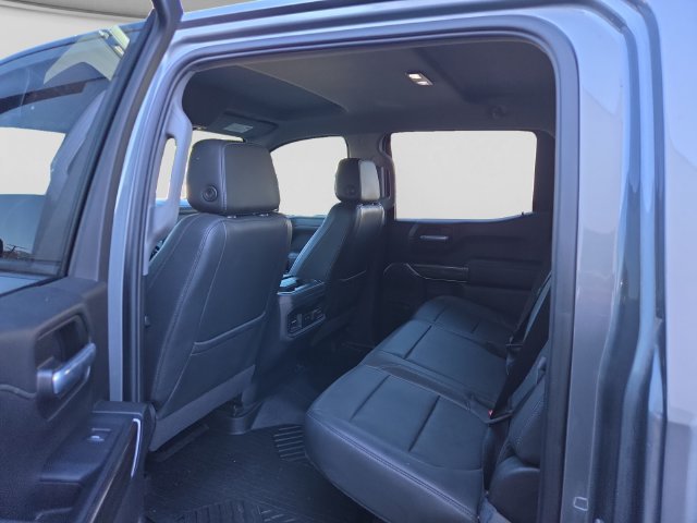 Used 2021 Chevrolet Silverado 1500 LT Trail Boss w/ Convenience Package II AWD/4WD image 9