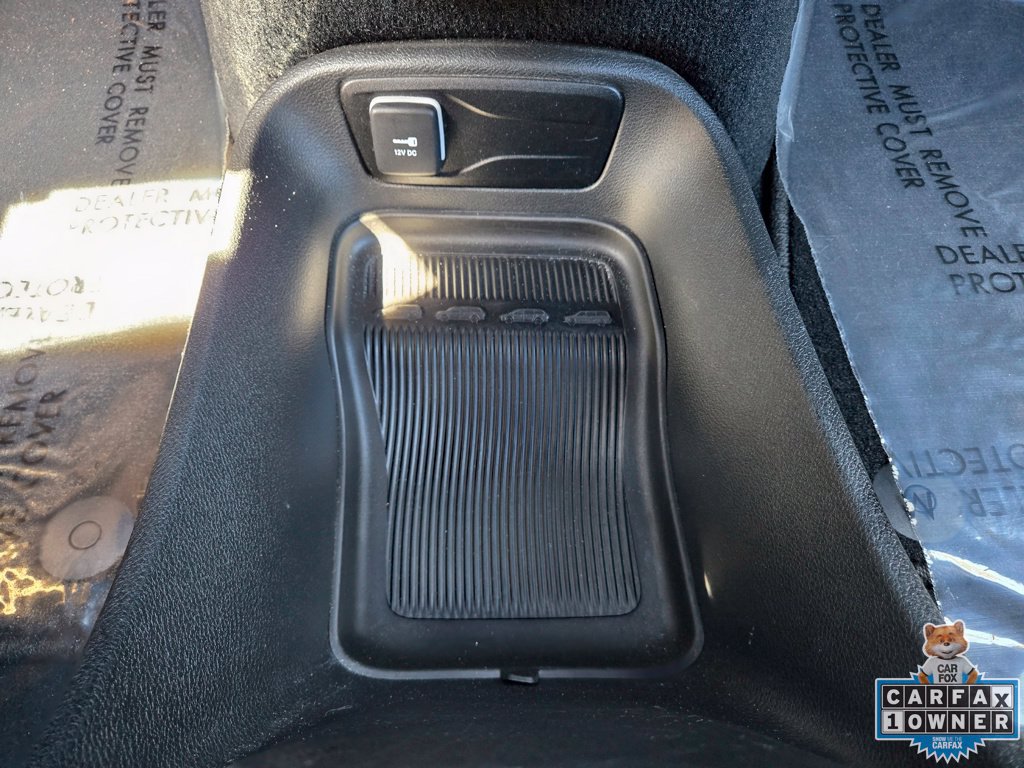 Used 2024 Chrysler Pacifica Limited FWD image 45