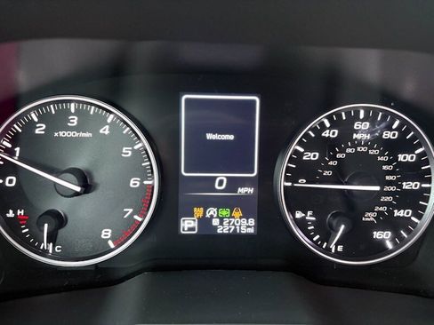 Used 2023 Subaru Outback Touring image 10