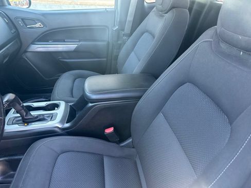Used 2021 Chevrolet Colorado LT w/ Fleet Safety Package RWD image 2