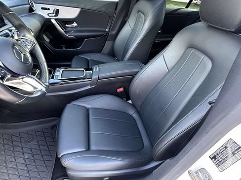 Used 2024 Mercedes-Benz CLA 250 4MATIC image 25