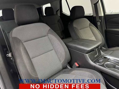 Used 2019 Chevrolet Traverse LT image 23