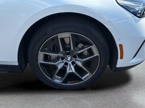 Used 2026 BMW 540i xDrive w/ Premium Package AWD/4WD image 13