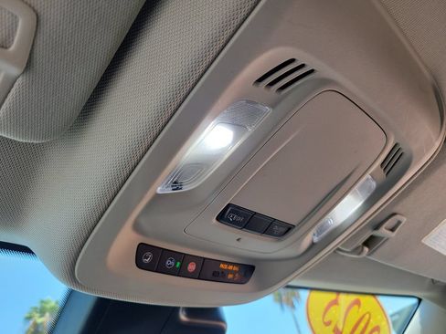 Used 2023 Buick Envision Essence FWD image 16