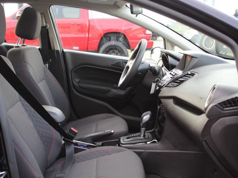 Used 2017 Ford Fiesta SE w/ Equipment Group 201A image 18