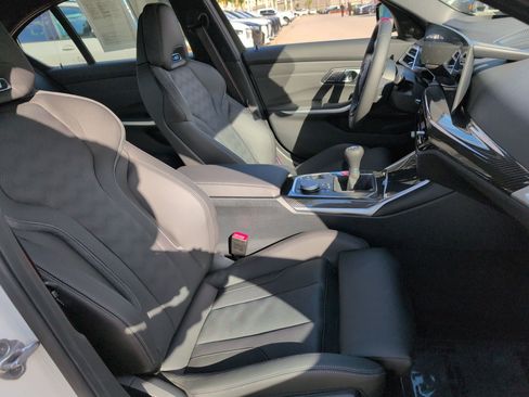Used 2026 BMW M3 w/ Executive Package image 32