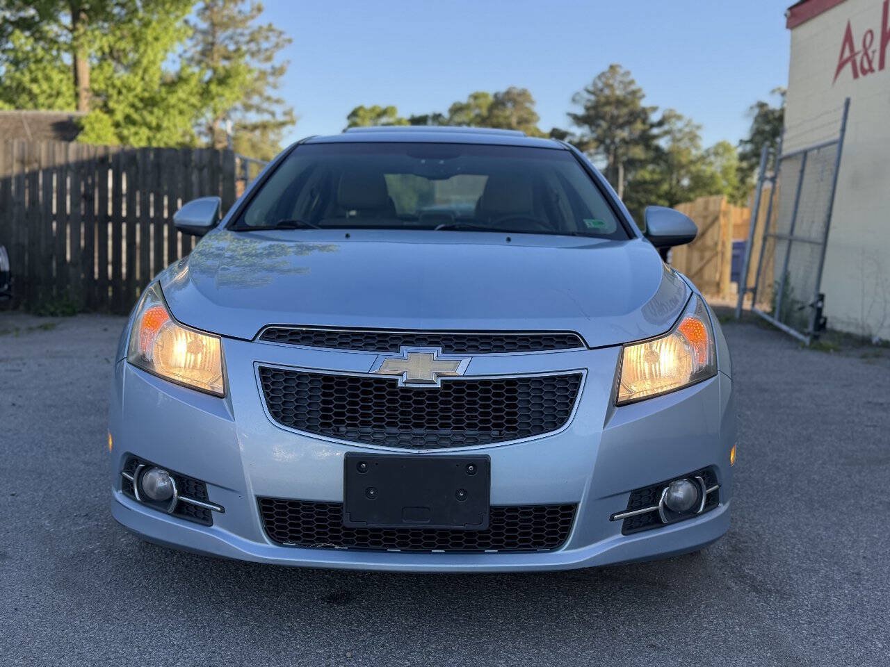 Used 2011 Chevrolet Cruze LTZ w/ RS Package FWD image 3
