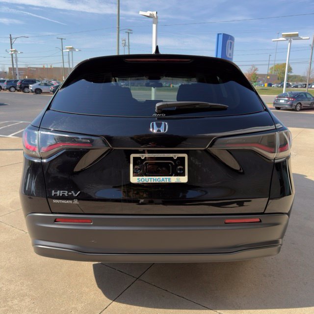 Used 2026 Honda HR-V LX image 4
