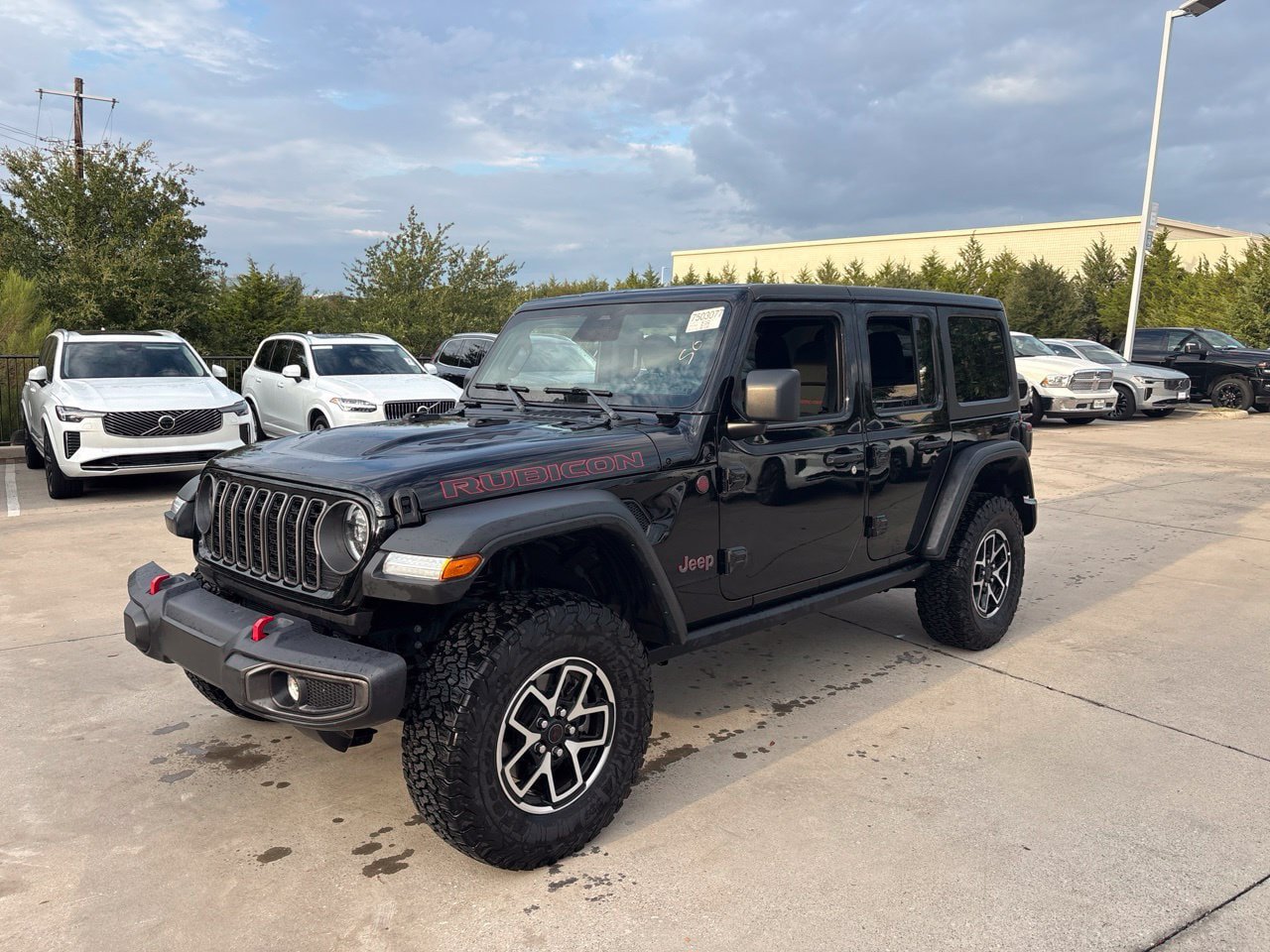 Used 2025 Jeep Wrangler Unlimited Rubicon w/ Convenience Group AWD/4WD 360° Tour