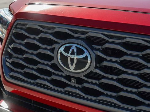 Used 2023 Toyota Tacoma TRD Off-Road w/ Advanced Technology Package image 10