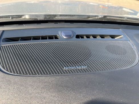 Certified 2023 Volvo XC40 B5 Plus w/ Driver Assist Package image 40