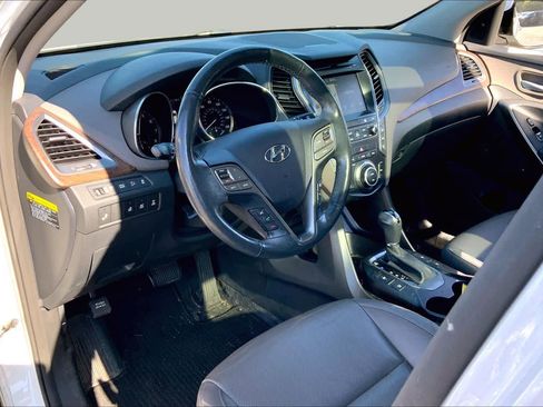 Used 2018 Hyundai Santa Fe Limited AWD/4WD image 18