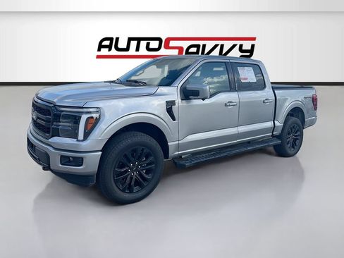 Used 2025 Ford F150 Lariat w/ Equipment Group 502A High AWD/4WD image 3