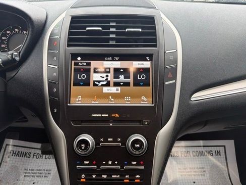 Used 2017 Lincoln MKC Premiere AWD/4WD image 24