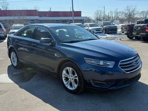 Used 2016 Ford Taurus SEL w/ Equipment Group 201A image 3
