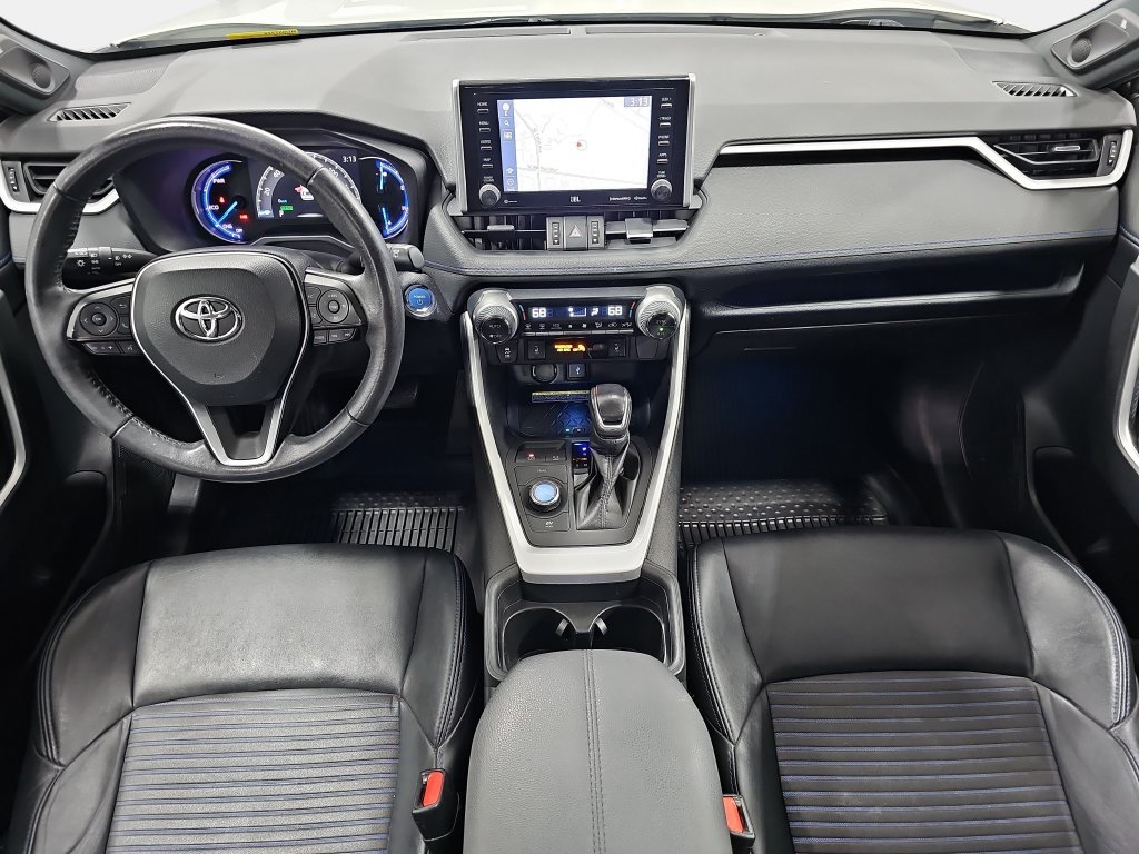 Used 2021 Toyota RAV4 XSE AWD/4WD image 10