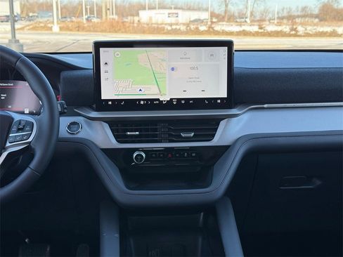 New 2026 Ford Explorer Active image 13