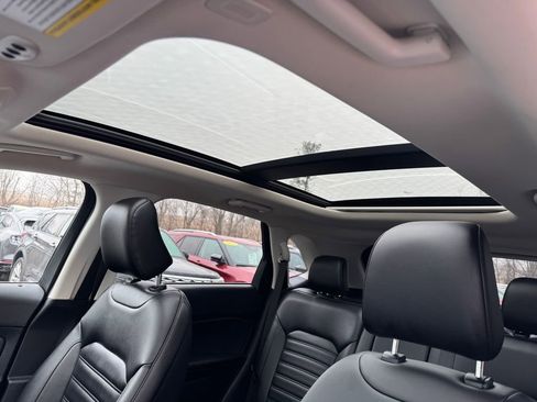 Used 2022 Ford Edge SEL w/ Convenience Package image 37