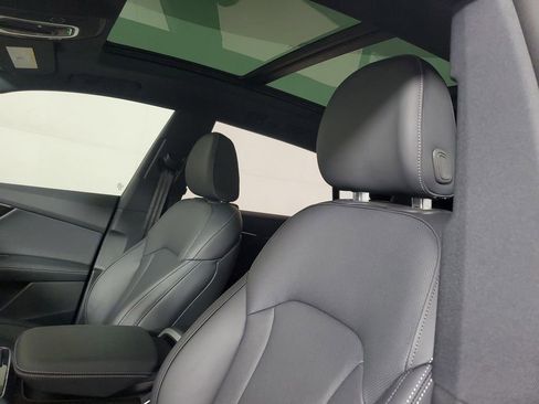 Used 2026 Audi Q8 Prestige image 23