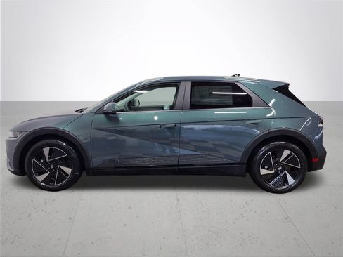 Used 2026 Hyundai Ioniq 5 SE AWD/4WD image 11