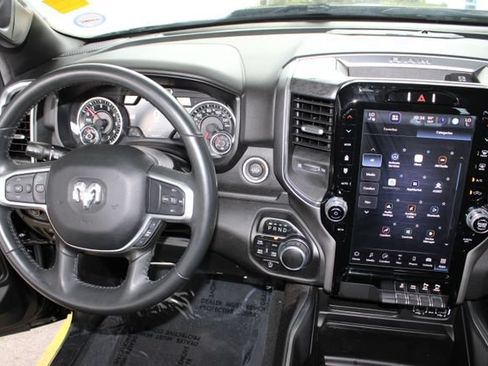 Used 2024 RAM 1500 Big Horn AWD/4WD image 25