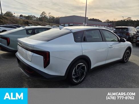 Used 2025 Kia K4 EX FWD image 14