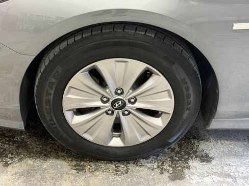 Used 2018 Hyundai Sonata SE FWD image 40