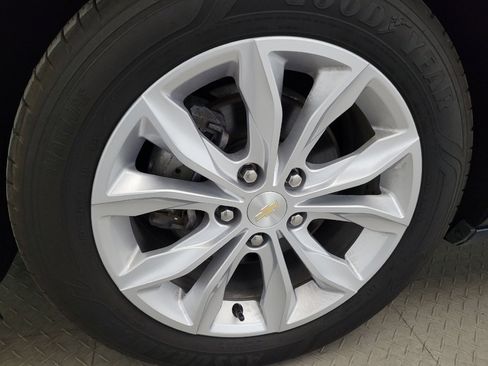 Used 2020 Chevrolet Malibu LT FWD image 31