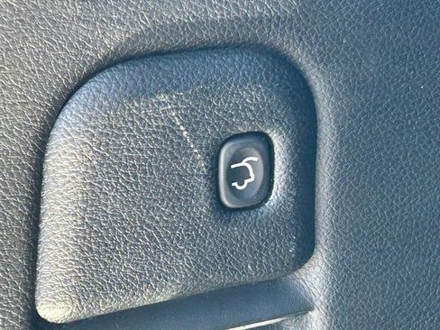 Used 2018 Jeep Grand Cherokee Limited AWD/4WD image 33