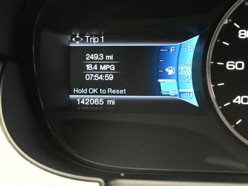 Used 2014 Ford Edge SEL w/ Equipment Group 201A AWD/4WD image 16