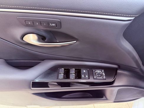 Certified 2023 Lexus ES 350 F Sport FWD image 18