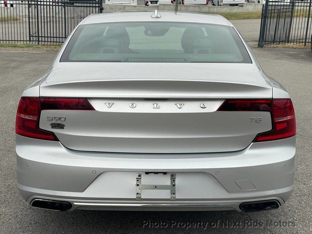 Used 2017 Volvo S90 T5 Momentum w/ Vision Package FWD image 8