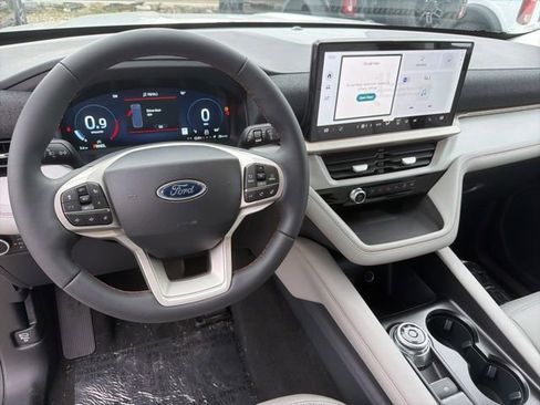 New 2026 Ford Explorer Active w/ Active Comfort Package AWD/4WD image 16