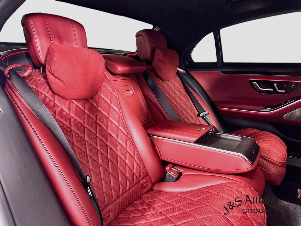 Used 2022 Mercedes-Benz S 580 4MATIC Sedan image 35